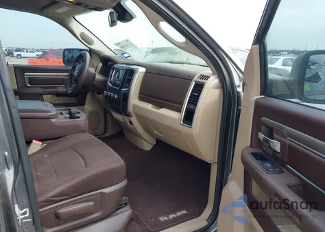 2013 Ram 1500 Slt z USA, uszkodzony, nr VIN 1C6RR6GG8DS562491